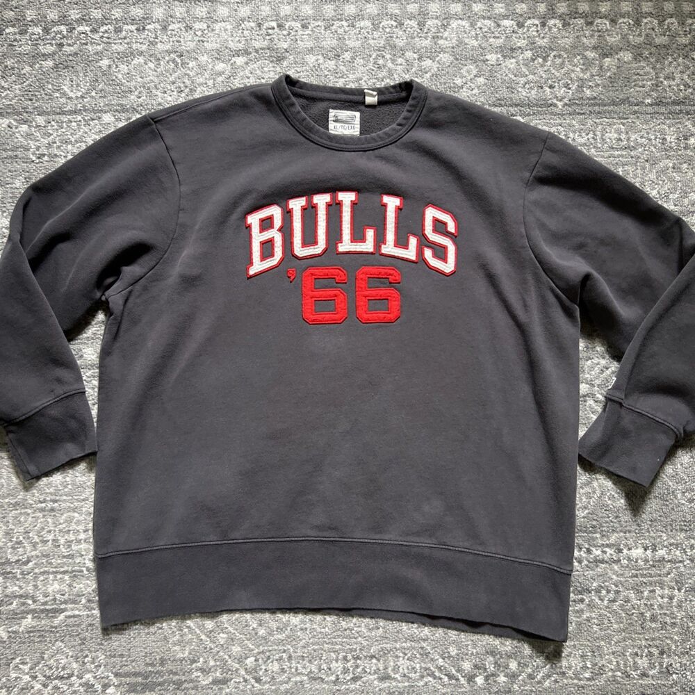 Chicago Bulls '66 Tailgate Crewneck Sweatshirt XL Applique Basketball NBA Sport